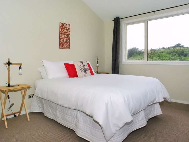 4 Dusky Crescent Aotea_17