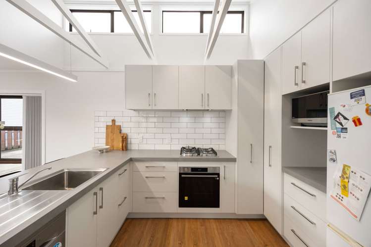 2/1 St Olpherts Avenue_5