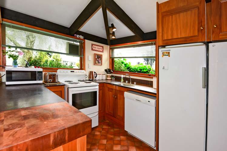 10 Snowdon Place Darfield_9