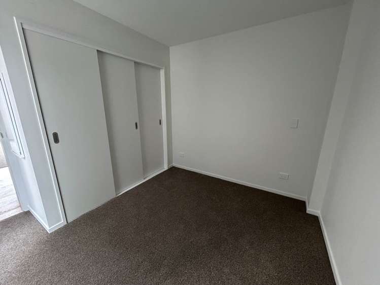 1/6 Treasure Lane Te Atatu South_13