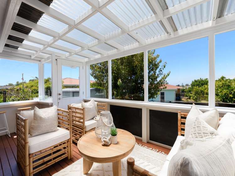 16 Ridge Street Otumoetai_15