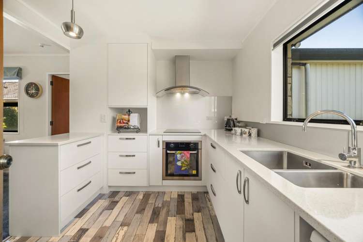 10 Robertson Street_1