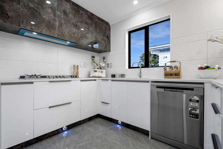 25A Steven Street Mangere East_12