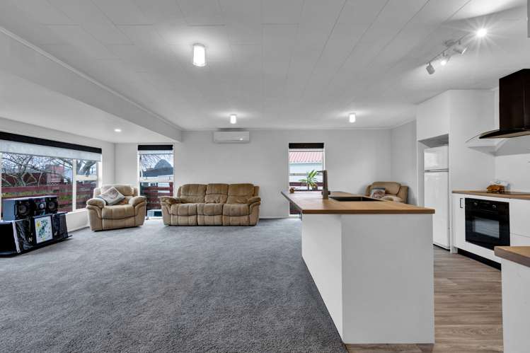 3/166 Ngamotu Road Spotswood_8