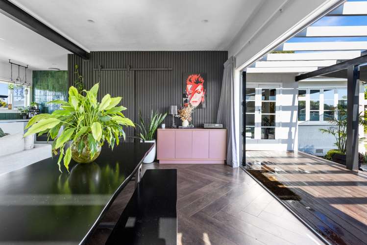 709 Grove Road Mayfair_7