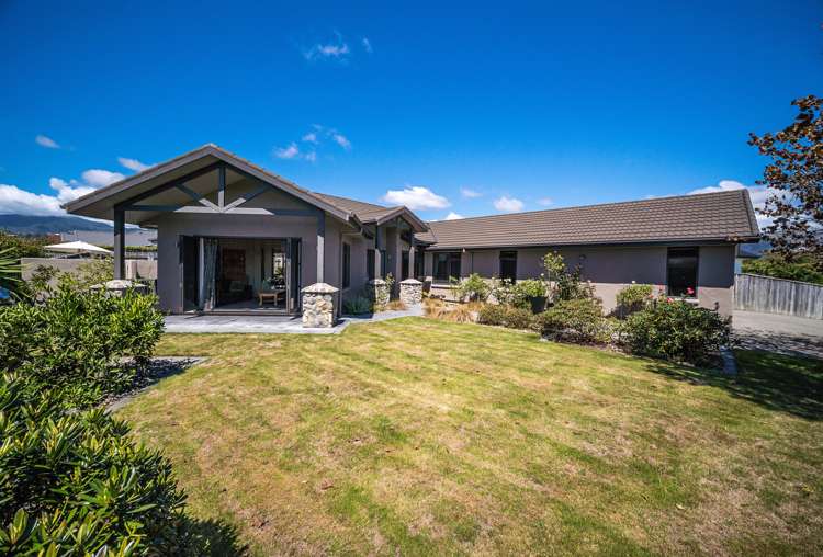 1 Ruth Taylor Avenue Stoke_2