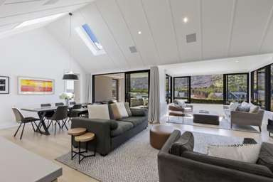 1 Owen Marshall Lane_3