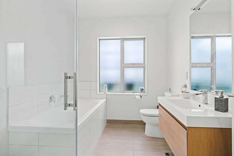 32 Fairwater Road Warkworth_7