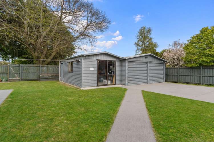 2 Sheridan Crescent Cambridge_19