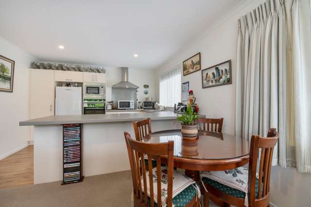 8 Savage Crescent Upper Hutt_3