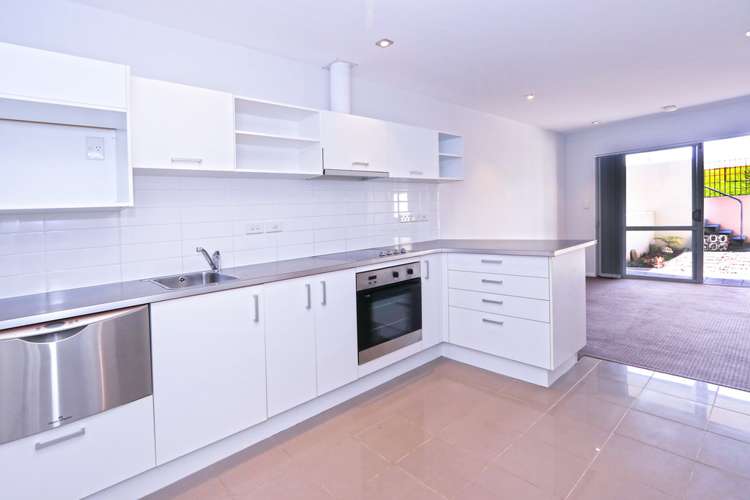 B2/71 Spencer Road Oteha_4