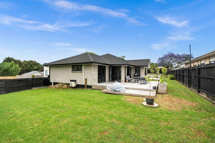 67 Mackesy Road Parahaki_24