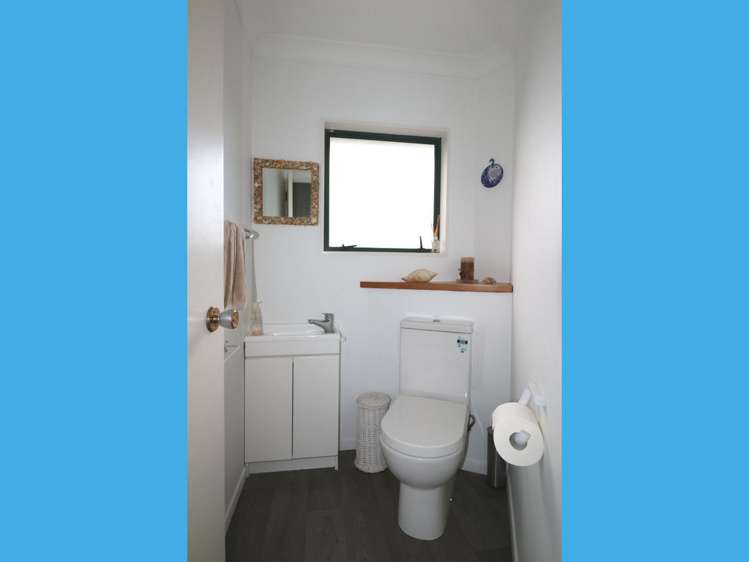 115 Everitt Crescent Whangamata_14