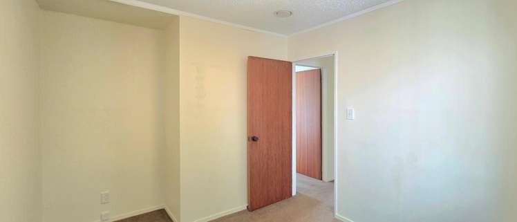  A/3 Spruce Grove Rānui_11