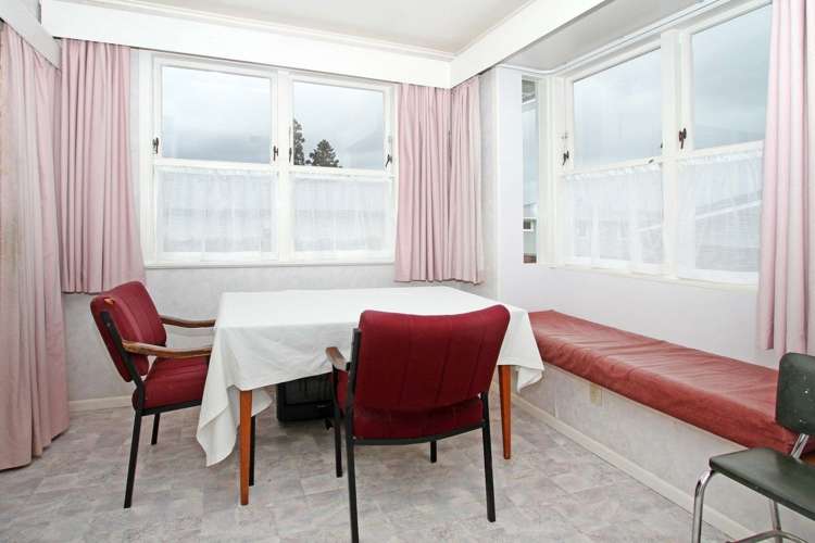 8 Maybelle Place Kelston_9