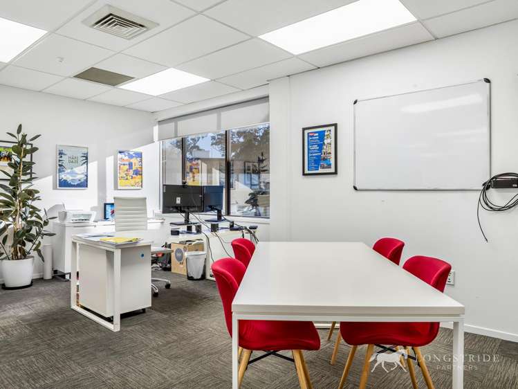 100 Carlton Gore Road Newmarket_7
