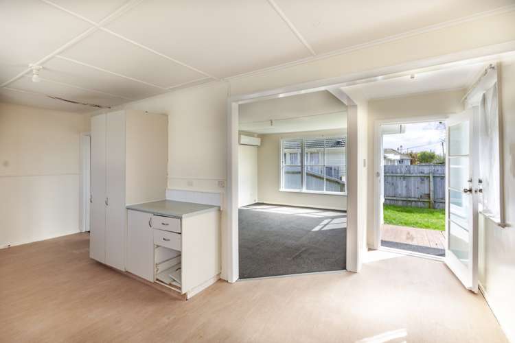 916 Bledisloe Street Raureka_5