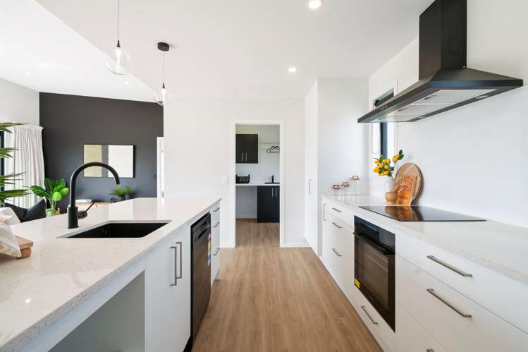  1121 Parewanui Road Parewanui_3