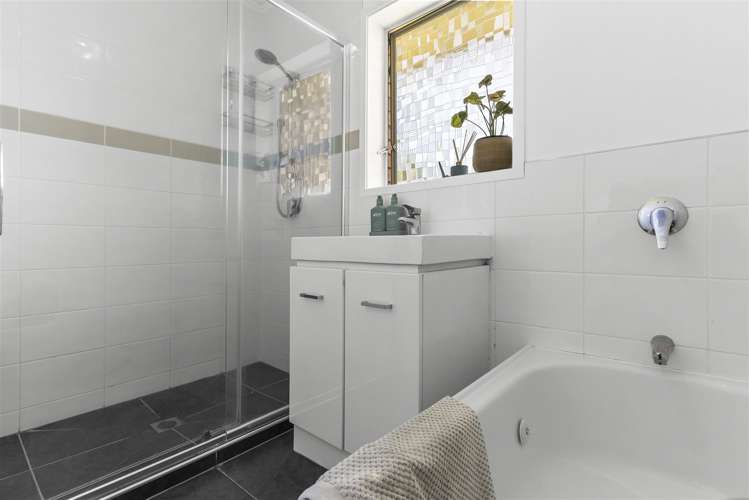 3/9 Roberts Avenue Bayswater_12