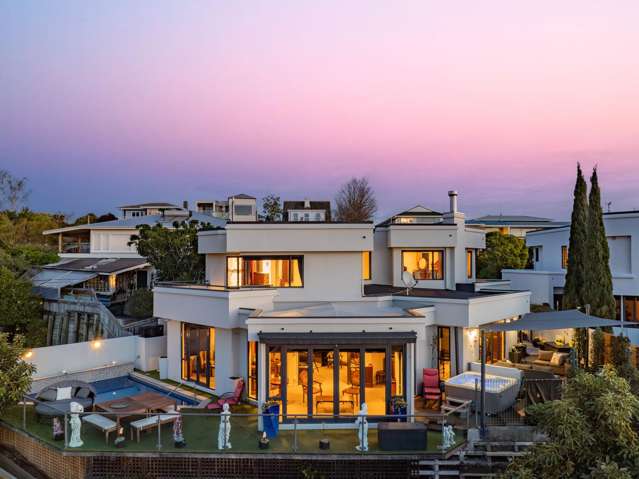 Seaview Tranquility Meets 5-Star Family Freedom