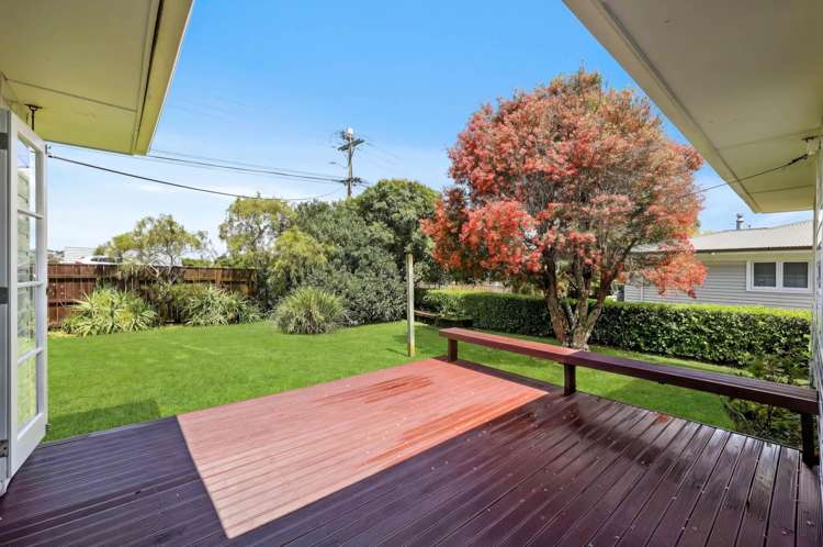 1/339 Wairau Road Totara Vale_16