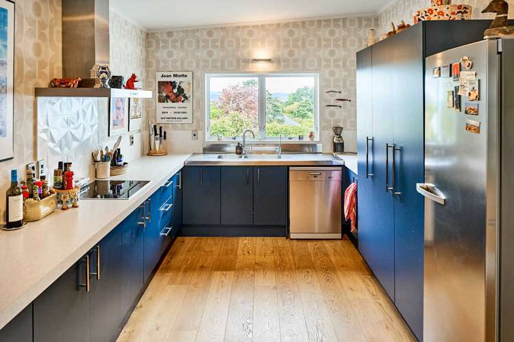 15 Waitohu Road York Bay_6