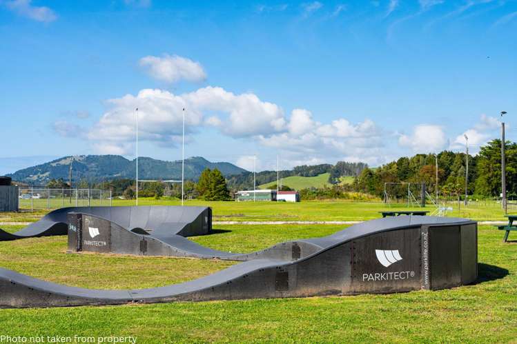 54 & 56A George Street Hikurangi_11