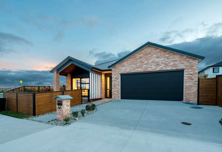 66 Tipu Crescent Milldale_19