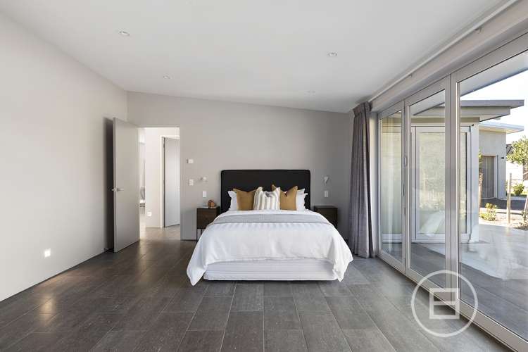 8 Kahiwi Drive Lower Shotover_16