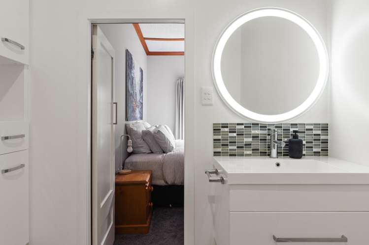 10 Oak Street Mangapapa_9