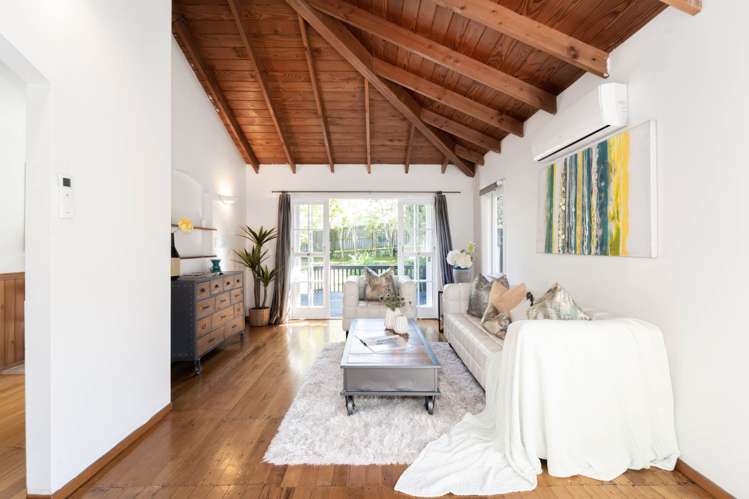 1/84 West Coast Road Glen Eden_25