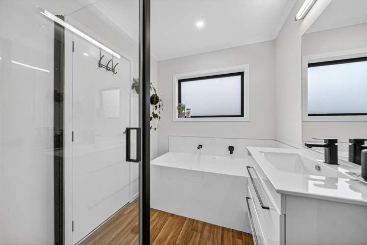 3 Huia Way Featherston_13