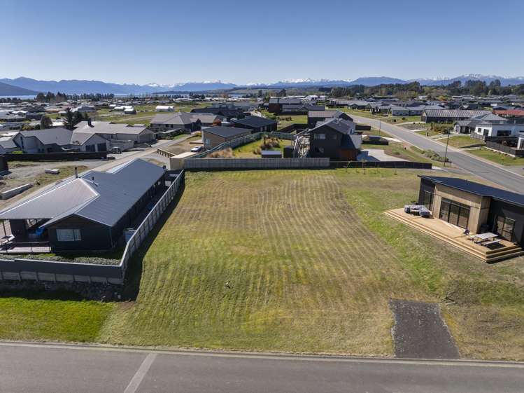 4 Tawera Place Te Anau_2