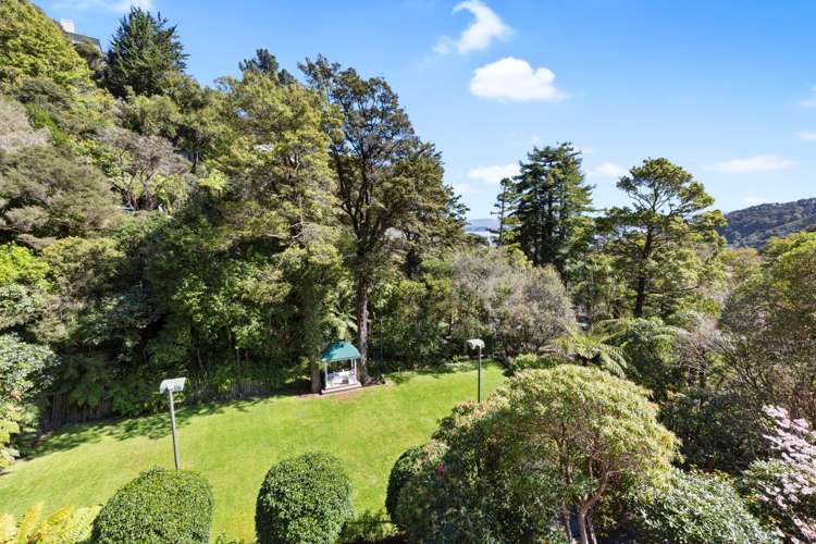 11 Francis Bell Grove Lowry Bay_18