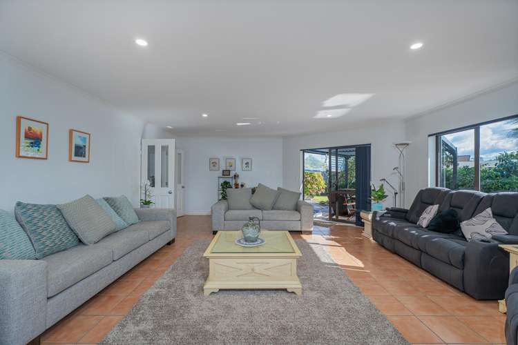 51 Cholmondeley Crescent Whitianga_13