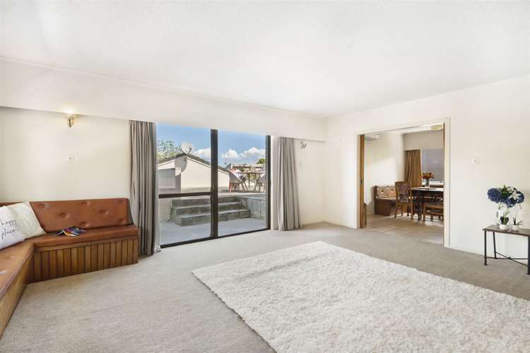 115 Sunset Road Totara Vale_8