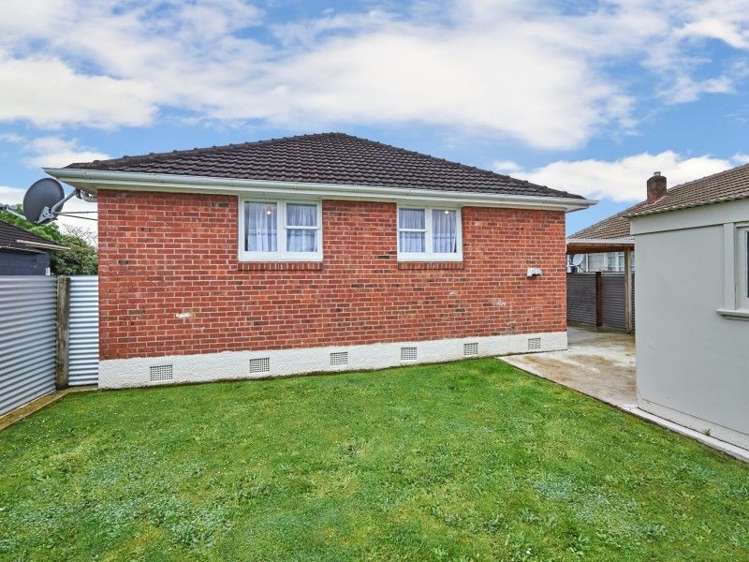 10 Leicester Street Terrace End_13