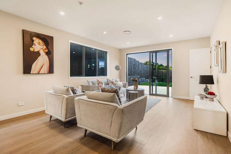 70 Huanui Drive Orewa_17