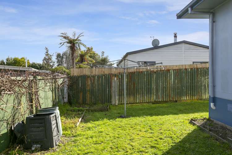 2/7 Hinemoa Avenue Taupo_12