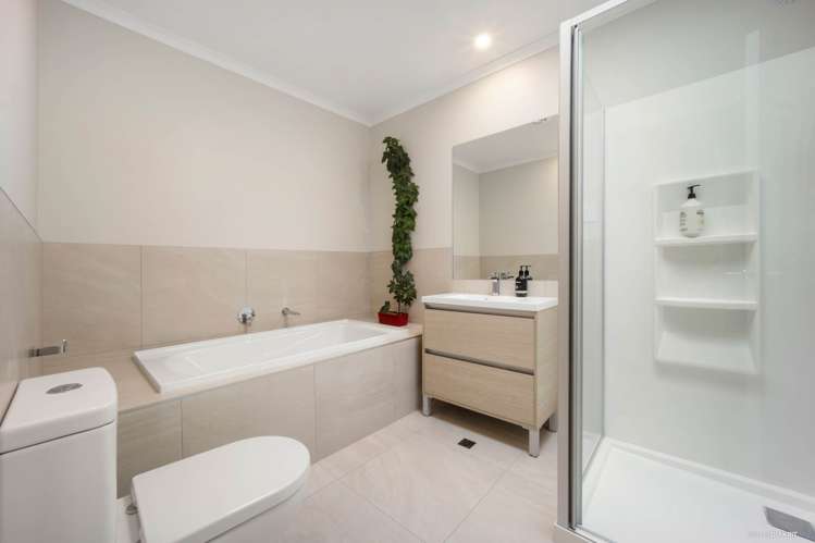 7 Tarakoi Road Hobsonville_1