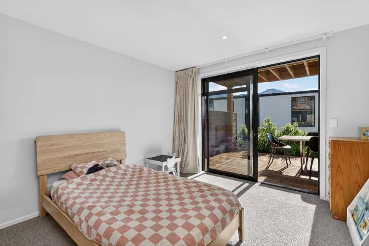 8 Landsborough Lane Wanaka_17