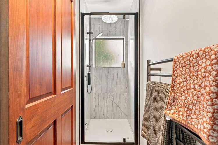 2/15A Caversham Road Westmere_19