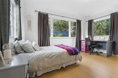 2/30 Lyttelton Avenue_3