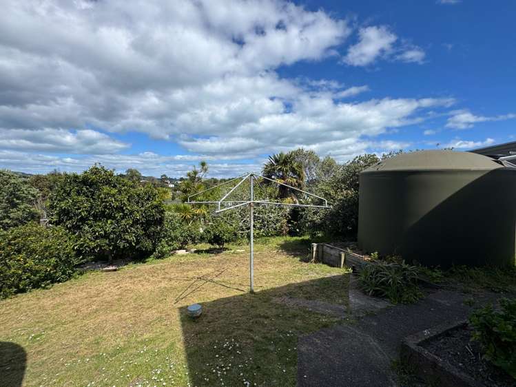 8 Wellington Road Surfdale_10