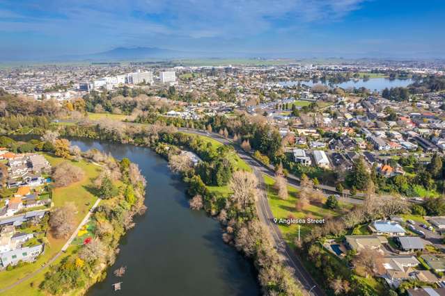 Riverside Land