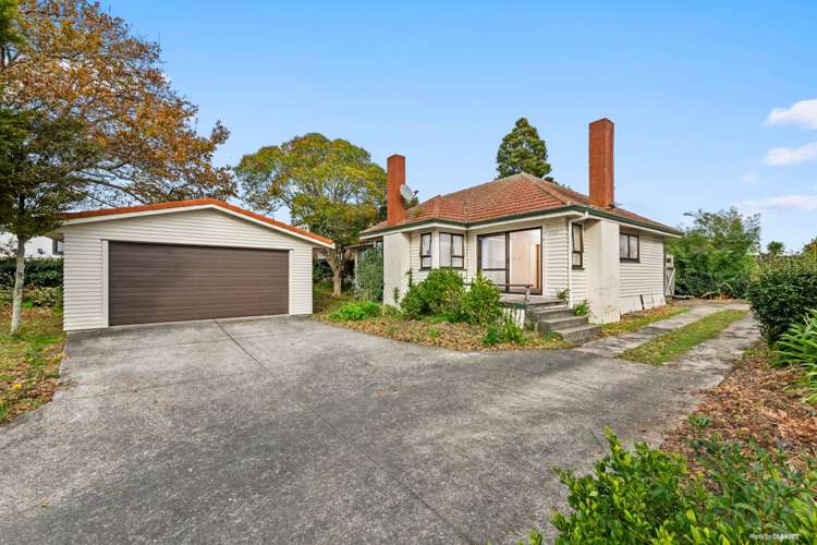 8 Flanshaw Road Te Atatu South_3