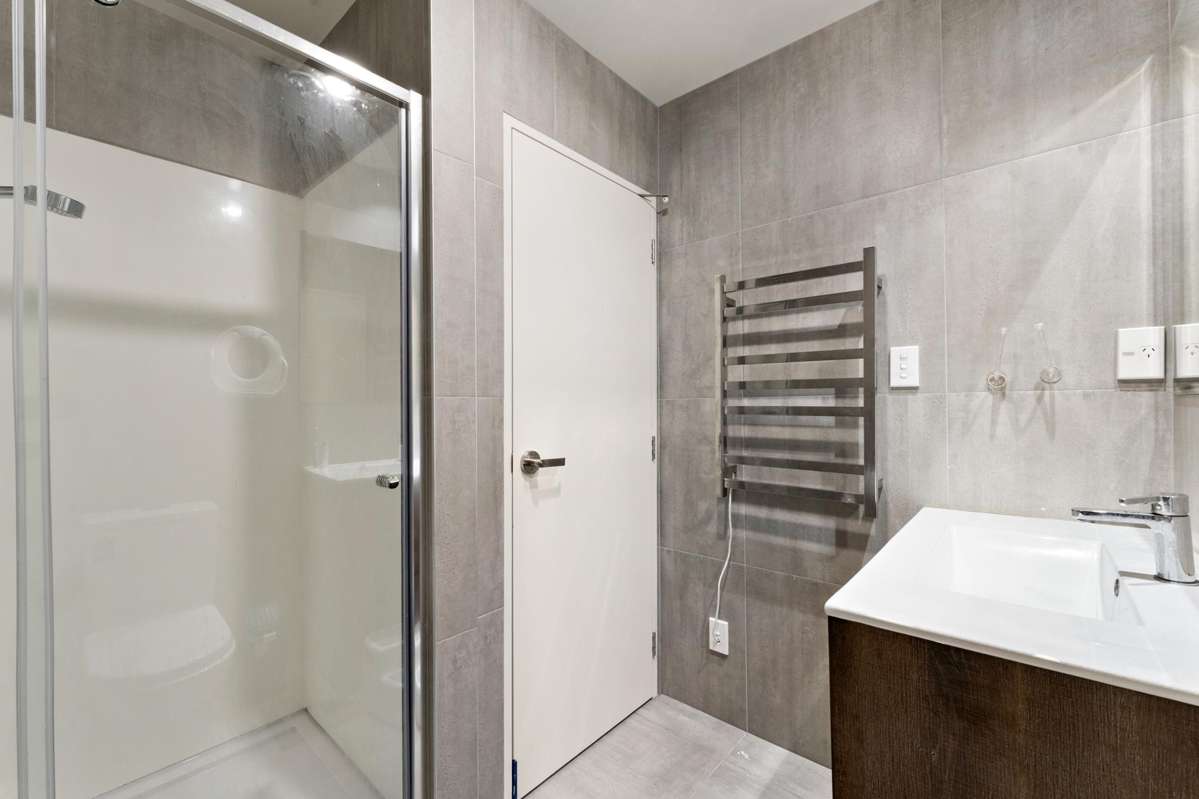 33B Wairau Road_3