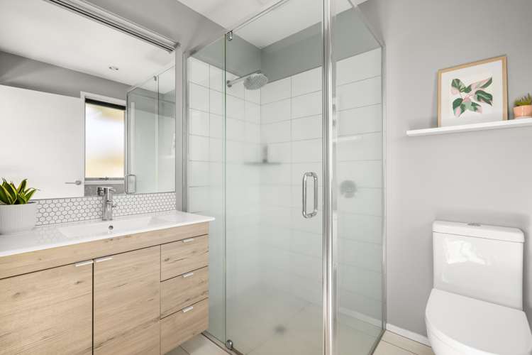 73 Falcon Drive Welcome Bay_12