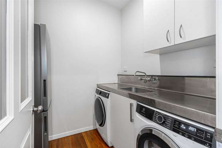 343 Eastern Terrace Sydenham_12