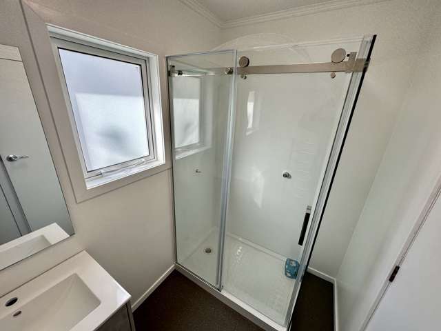 3/21 Clonbern Road Remuera_2